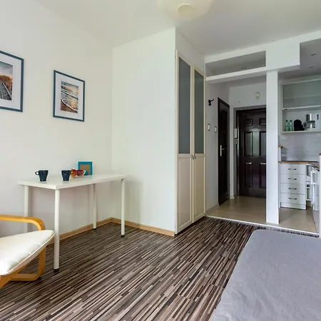Let Me Sea Forest Apartment